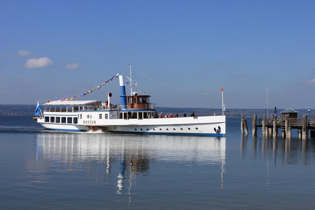 Romantik Hotel Chalet Am Kiental Herrsching am Ammersee Exterior photo